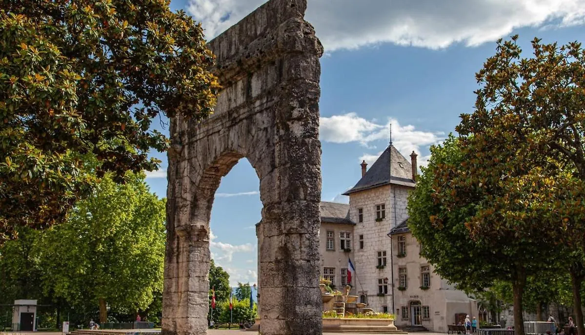 Charmant T3 ,100M2, Centre Ville, Classe 3 Etoiles Aix-les-Bains 0*,