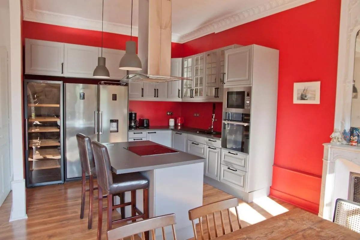 Charmant T3 ,100M2, Centre Ville, Classe 3 Etoiles Aix-les-Bains France
