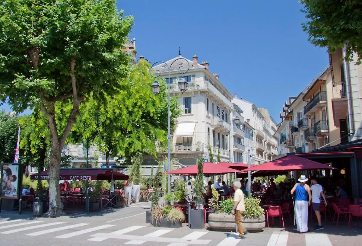 Charmant T3 ,100M2, Centre Ville, Classe 3 Etoiles Aix-les-Bains Apartment