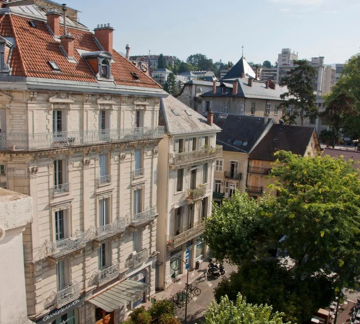 Apartment Charmant T3 ,100M2, Centre Ville, Classe 3 Etoiles Aix-les-Bains